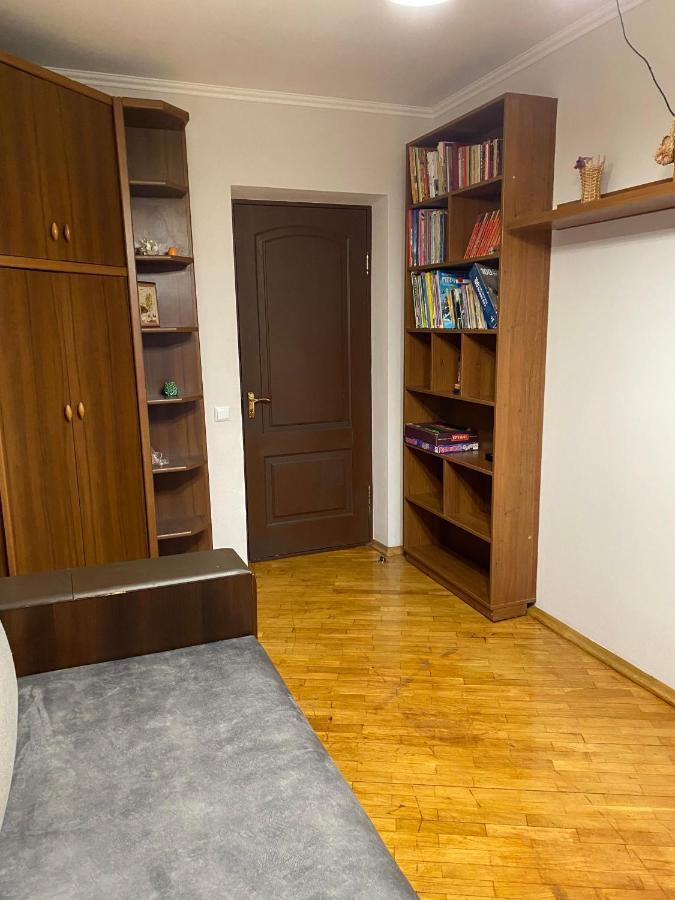 Apartment Next To Metro Station Pechersk كييف المظهر الخارجي الصورة